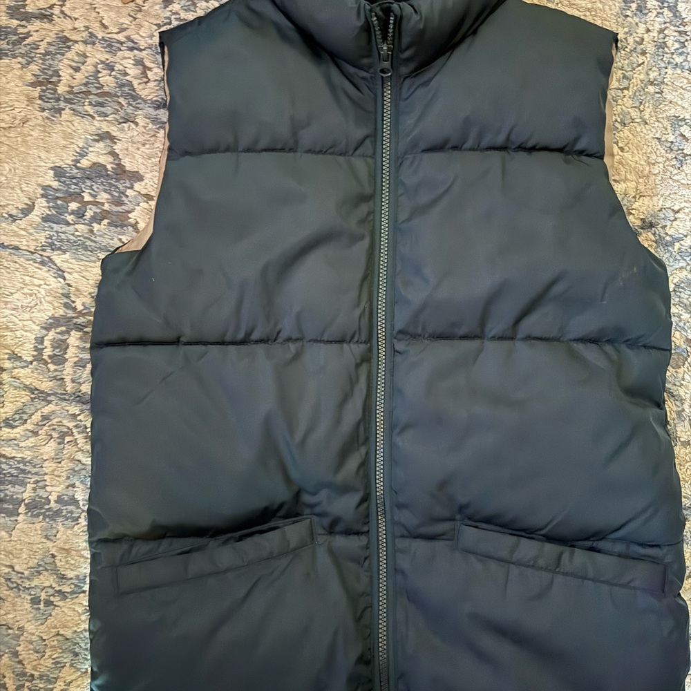 Kids Old Navy Hunter Green Puffer Vest - Size Xl (14/16)